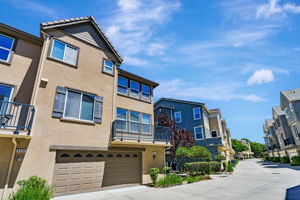 050_6313 Byron Ln