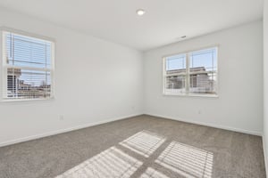 Flag Stop Dr-S2401-019.jpg