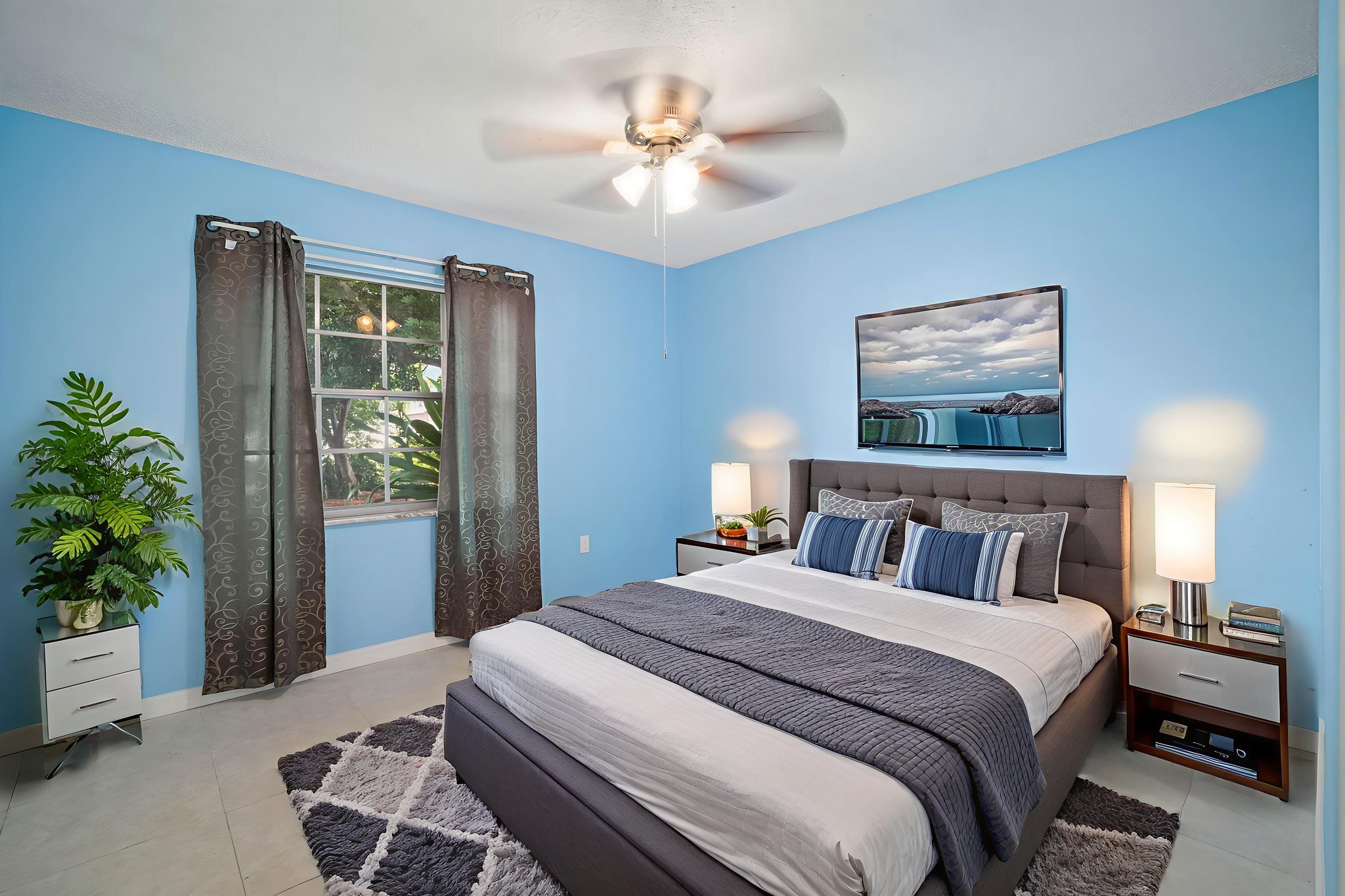 6313 Flamingo Dr-02239 virtually staged.jpeg