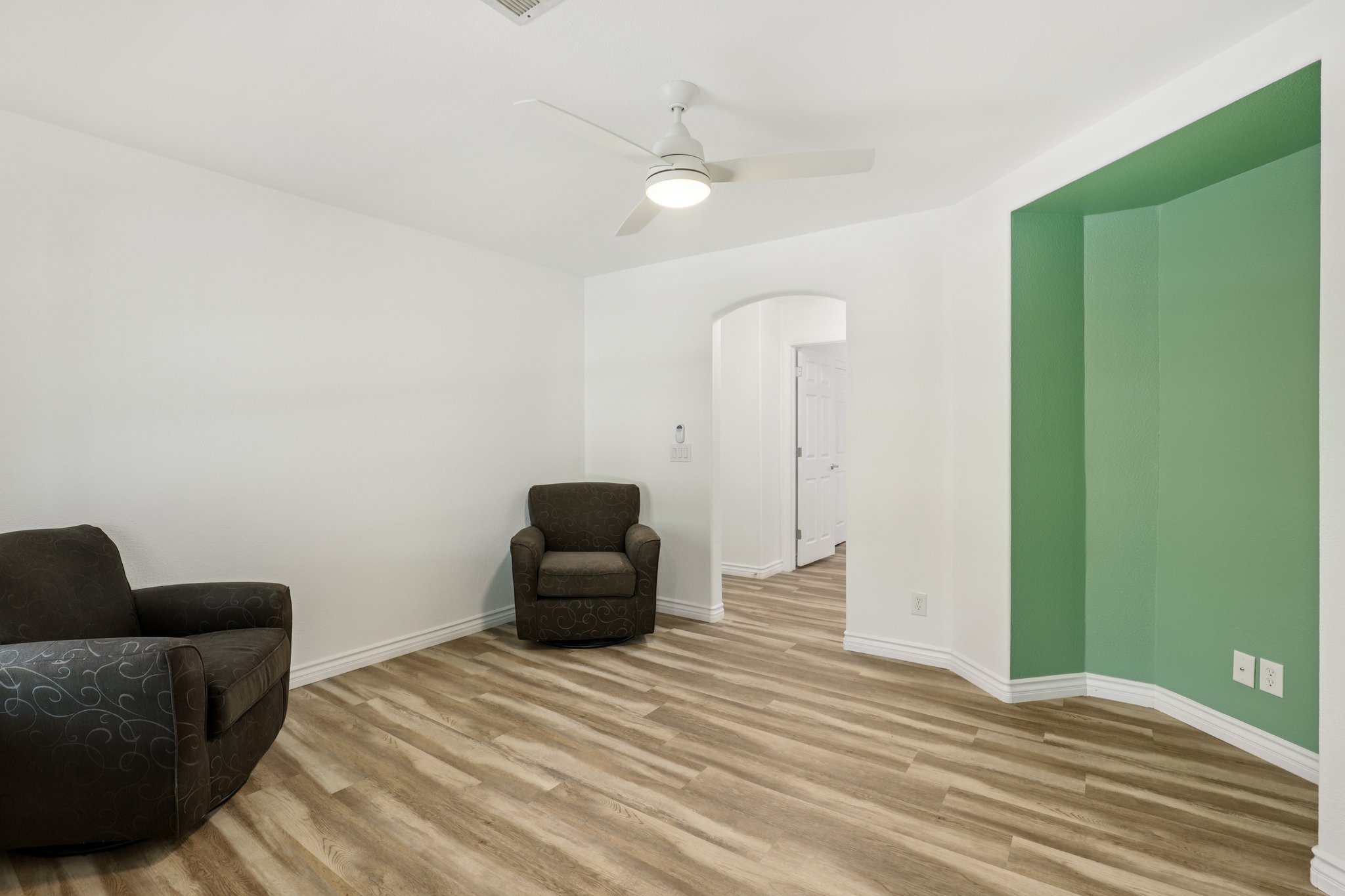 Pangea Ave-1806-015.jpg