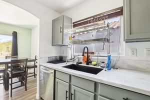 Pangea Ave-1806-014.jpg