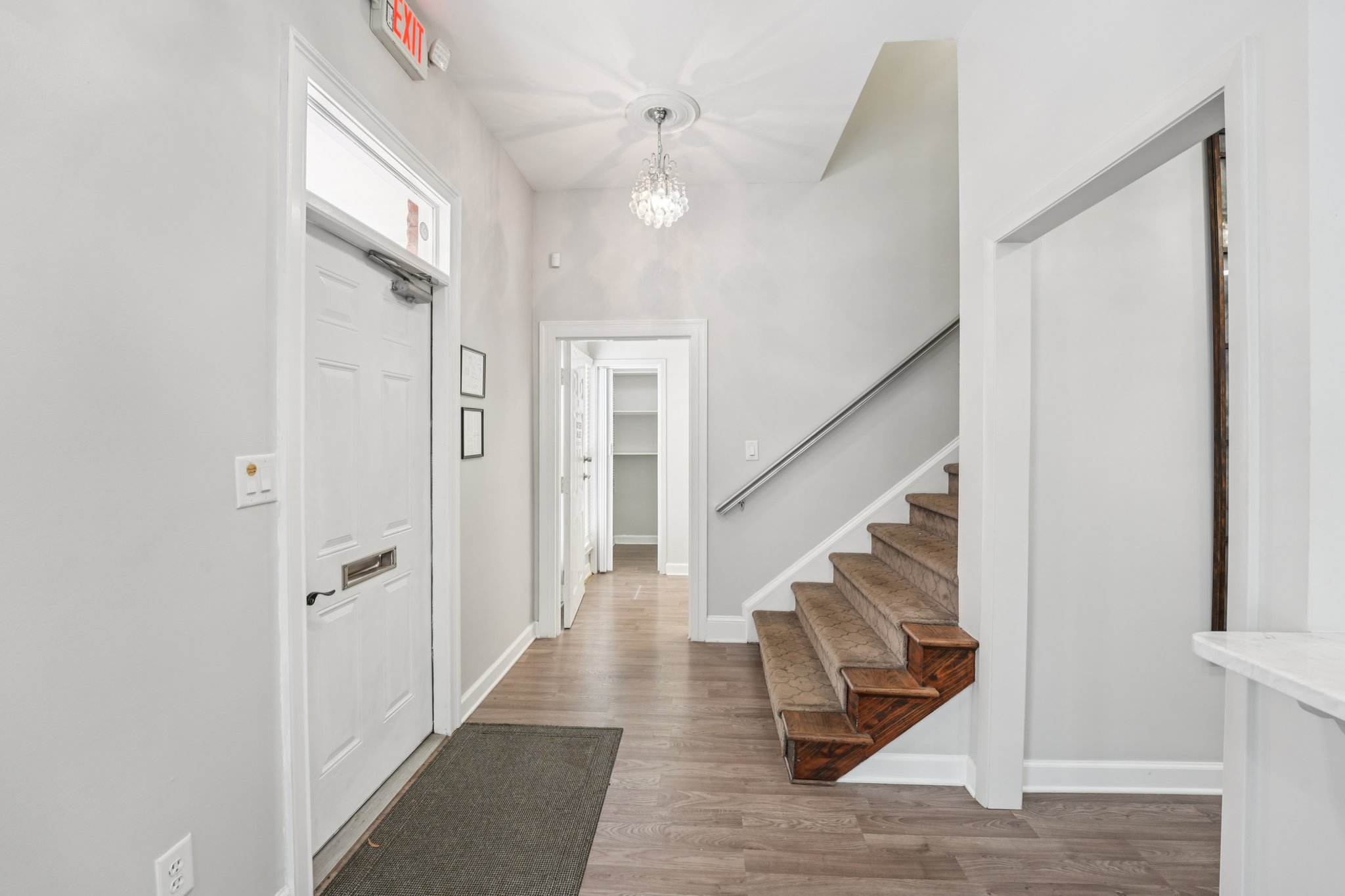 Amherst Ct-S0301-007.jpg