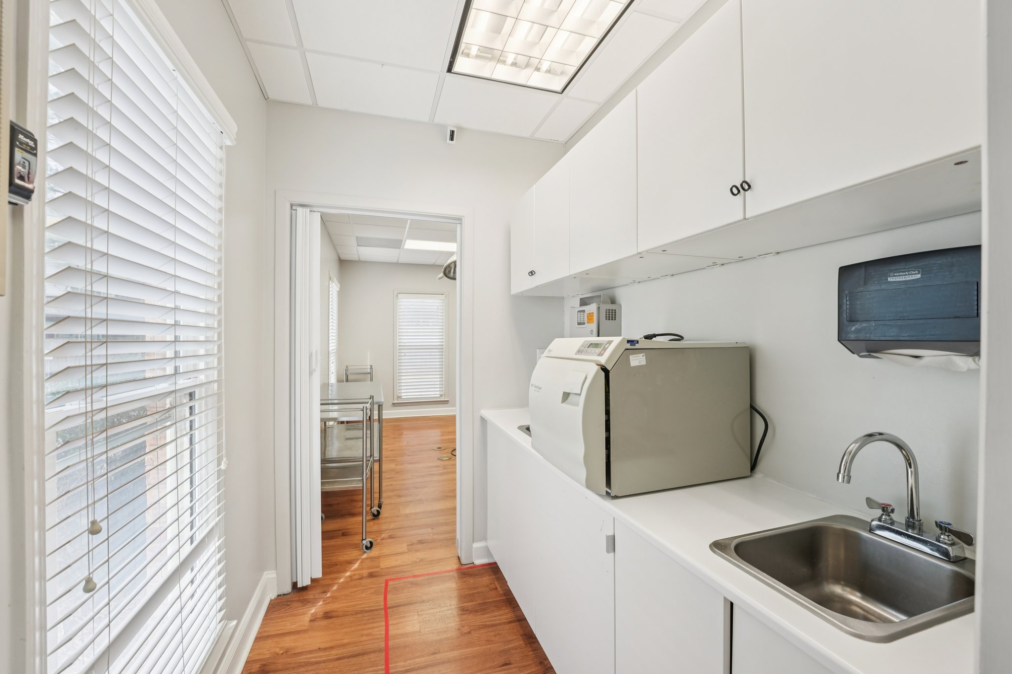 Amherst Ct-S0301-016.jpg