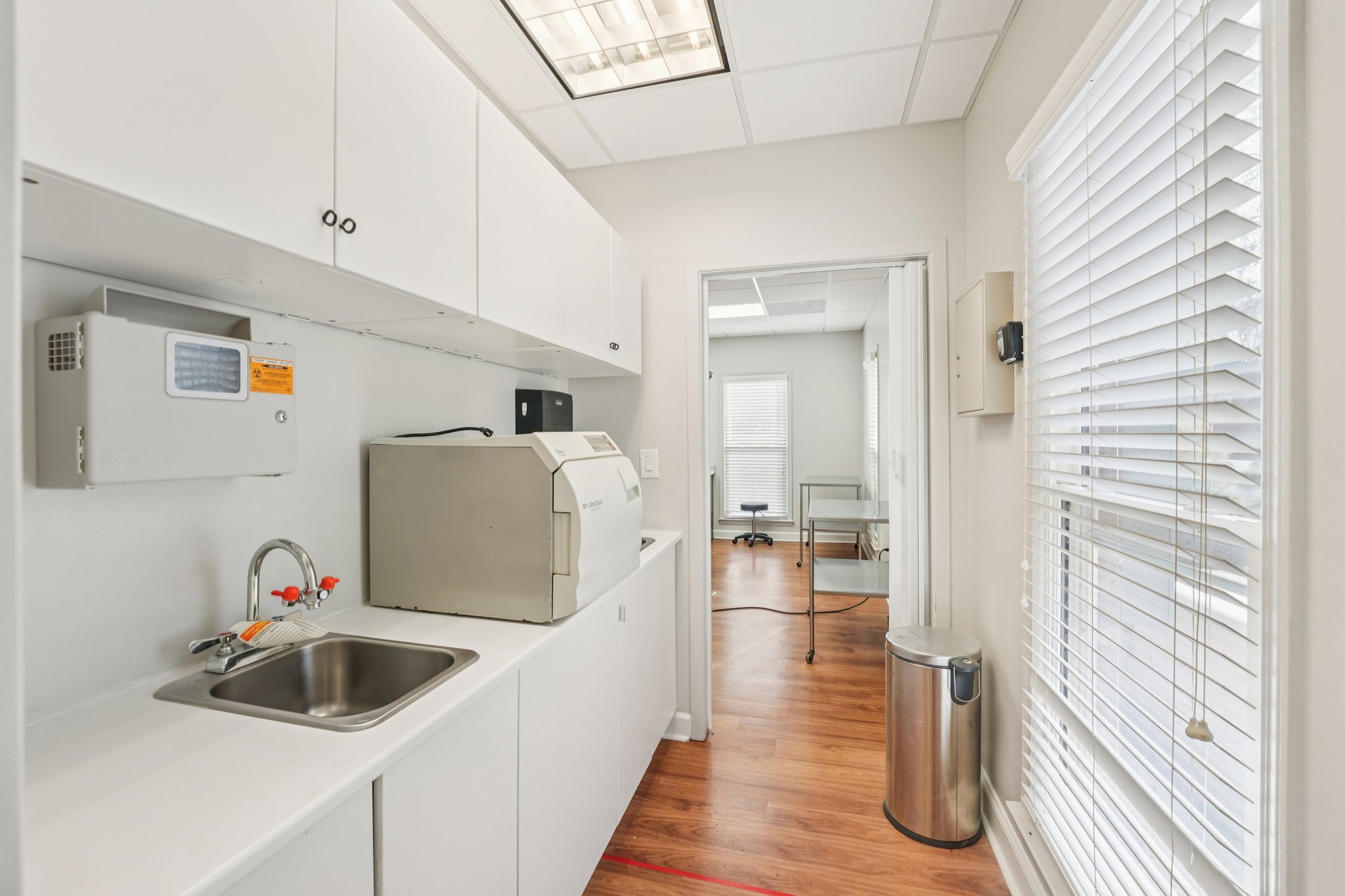 Amherst Ct-S0301-017.jpg