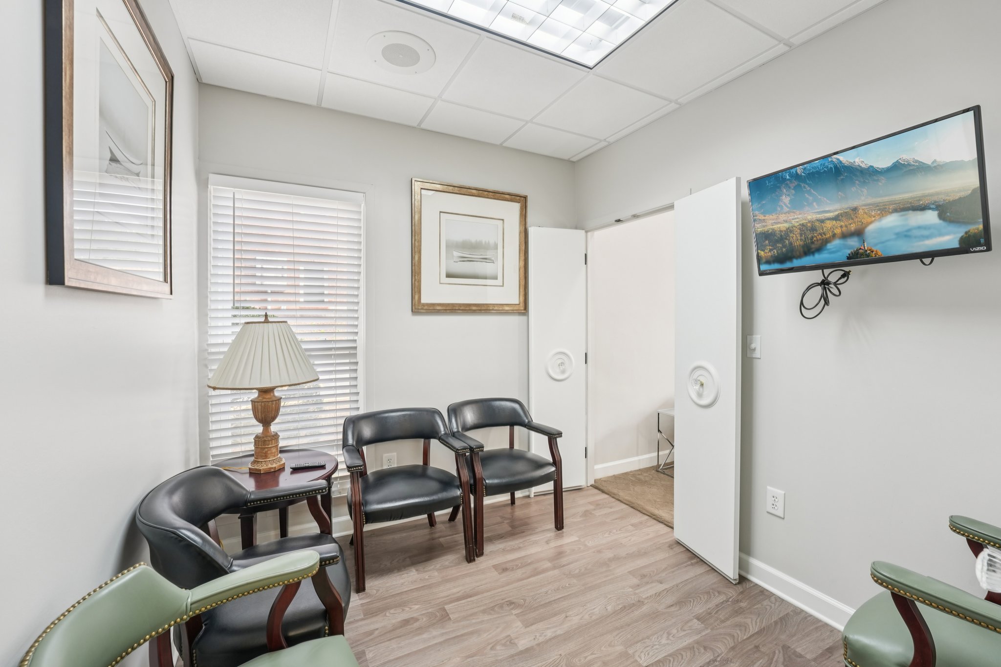 Amherst Ct-S0301-023.jpg