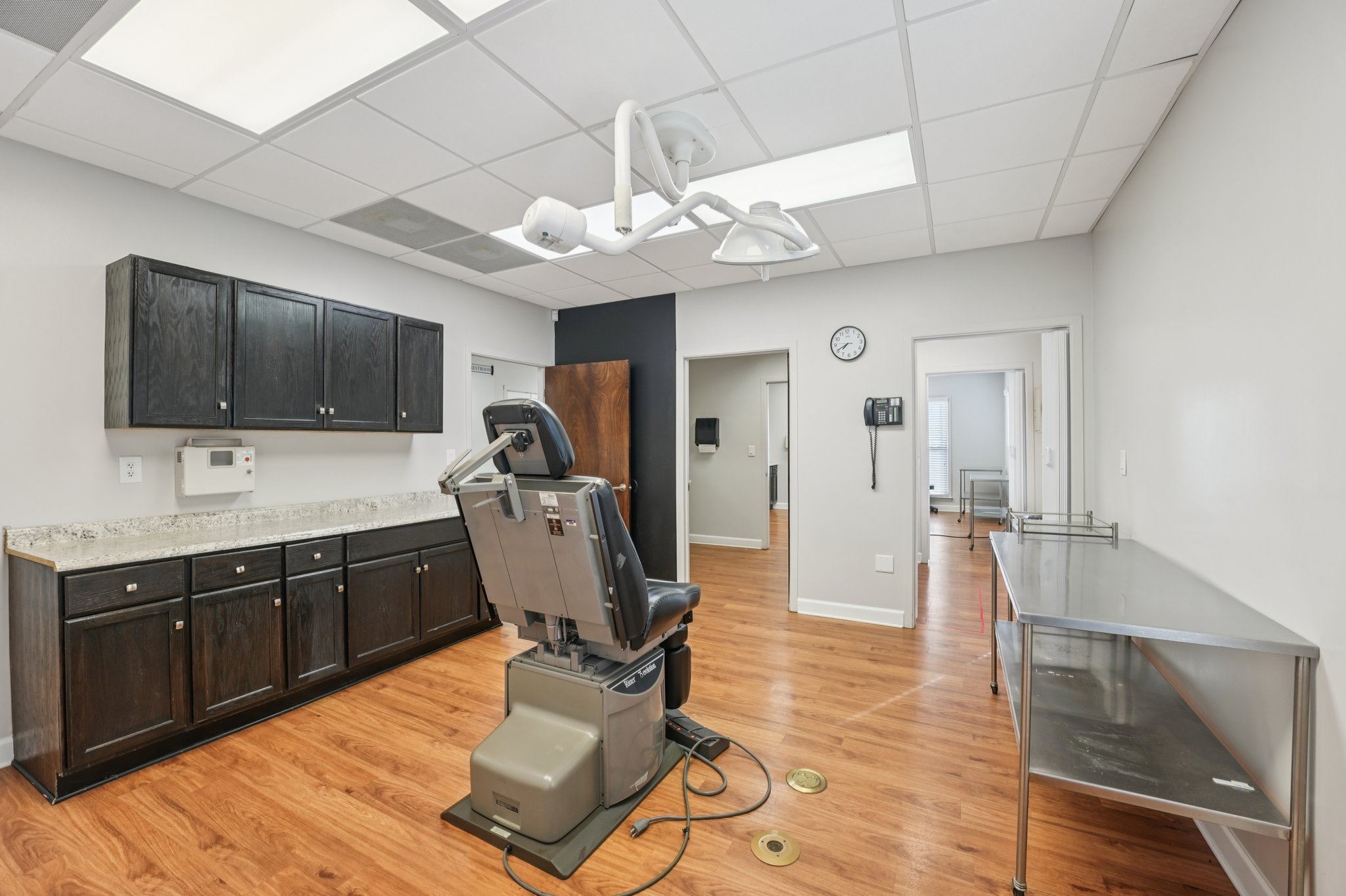 Amherst Ct-S0301-041.jpg