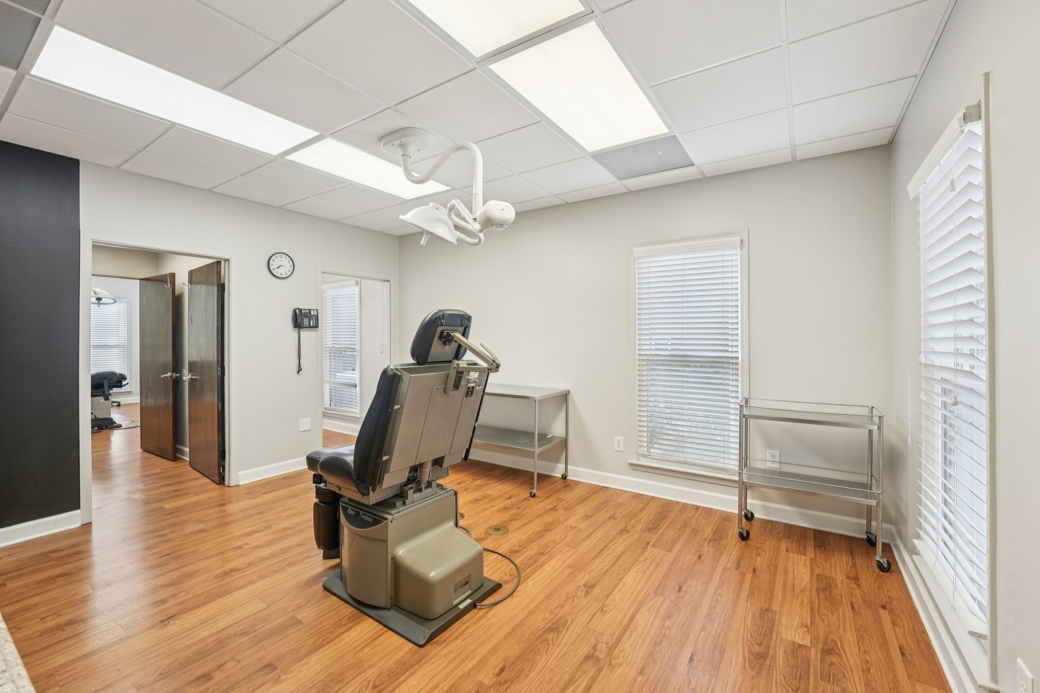 Amherst Ct-S0301-042.jpg