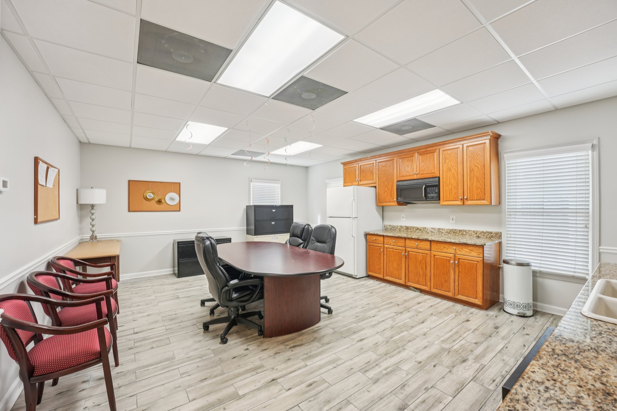 Amherst Ct-S0301-061.jpg