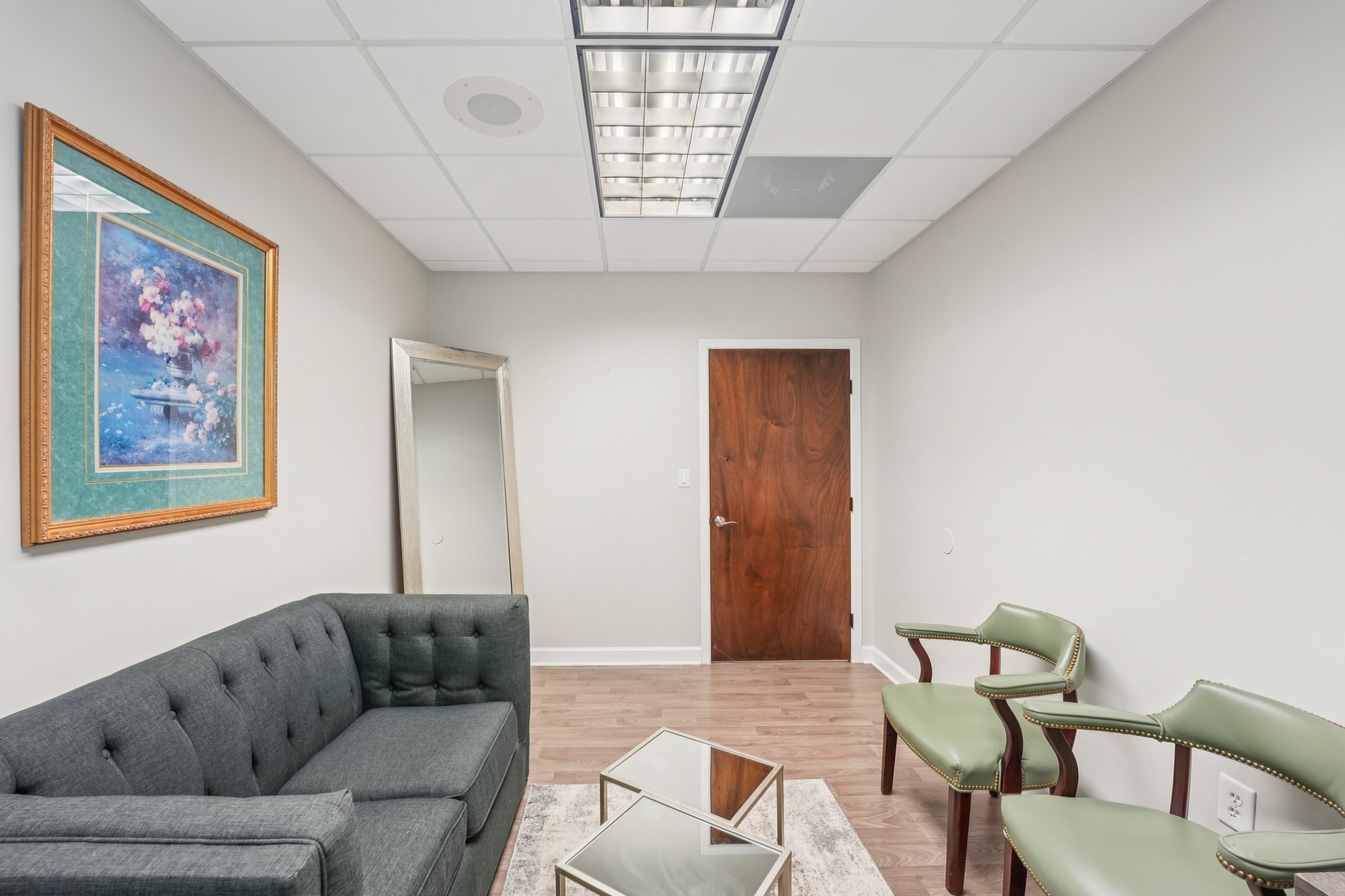 Amherst Ct-S0301-066.jpg