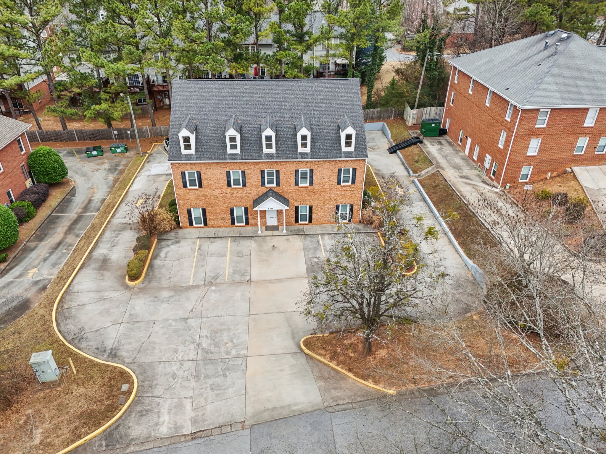 Amherst Ct-S0301-082.jpg