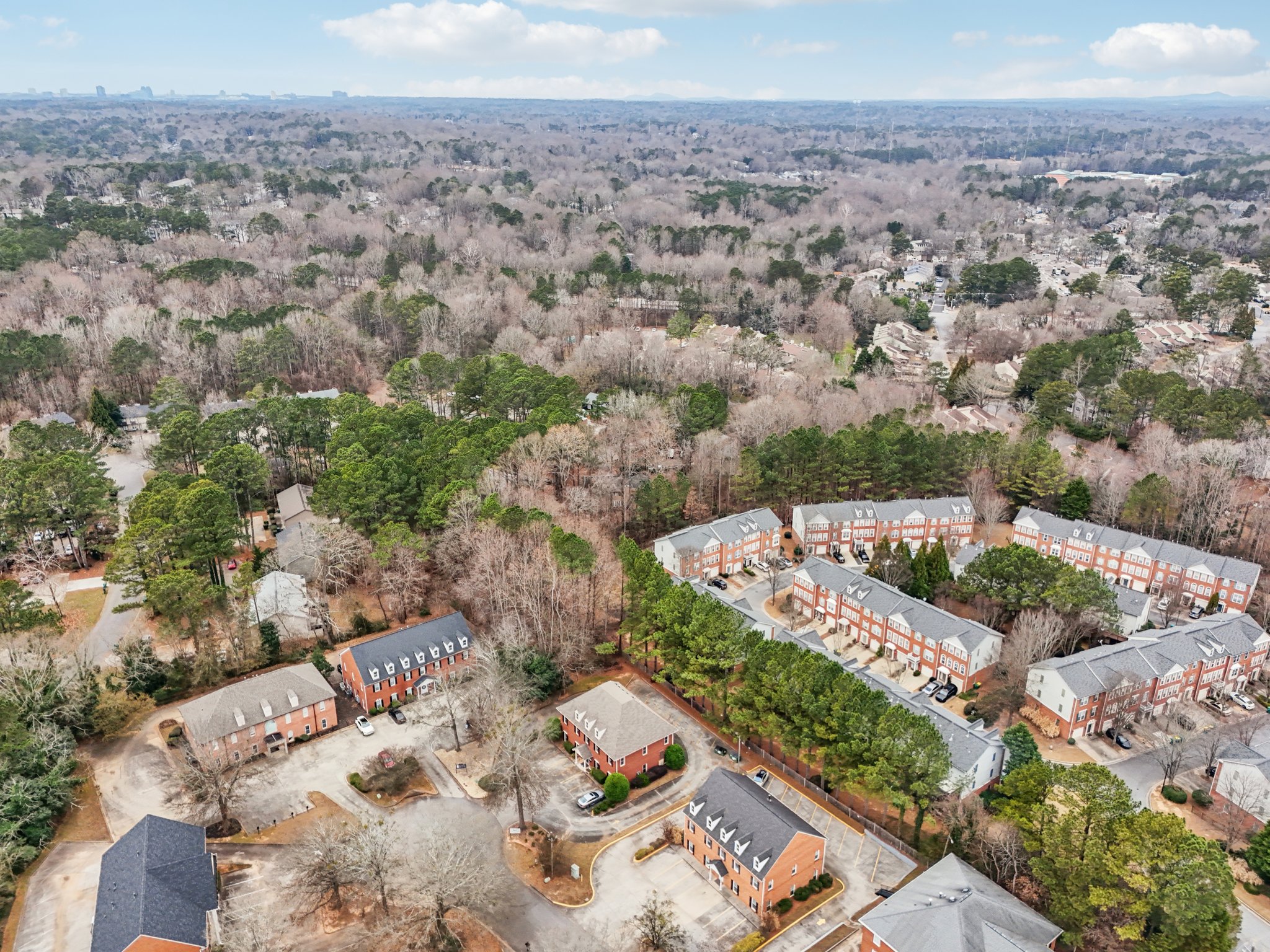 Amherst Ct-S0301-088.jpg