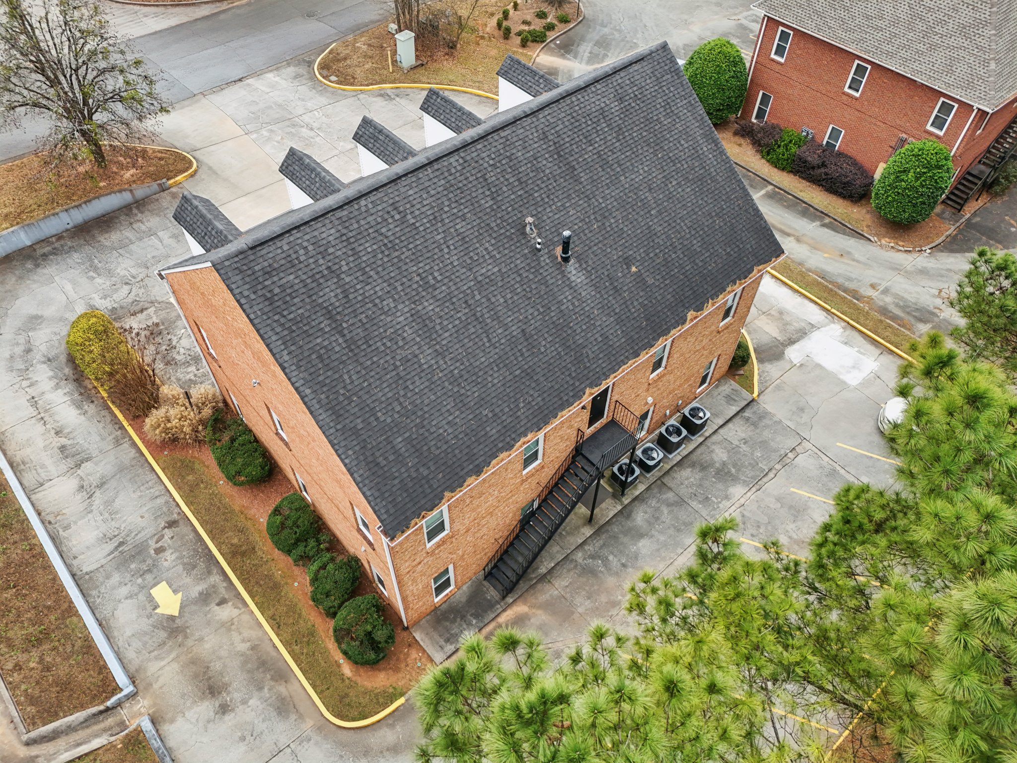 Amherst Ct-S0301-094.jpg