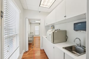 Amherst Ct-S0301-016.jpg