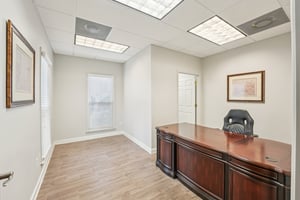 Amherst Ct-S0301-027.jpg