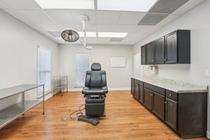 Amherst Ct-S0301-039.jpg