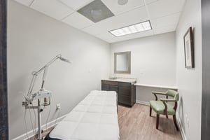 Amherst Ct-S0301-049.jpg