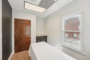 Amherst Ct-S0301-052.jpg