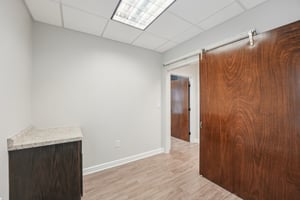 Amherst Ct-S0301-059.jpg