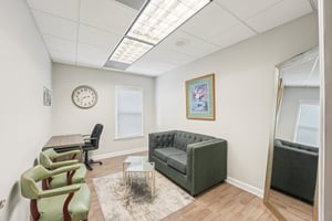 Amherst Ct-S0301-065.jpg