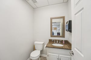 Amherst Ct-S0301-070.jpg