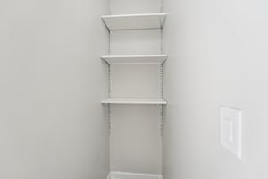 Amherst Ct-S0301-074.jpg