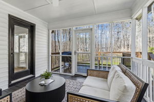 Screened-in Porch