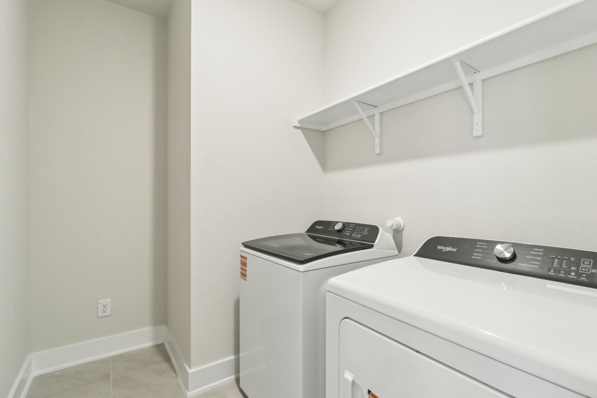 San Antonio - East Community - Comanche Ridge - 6318 Comanche Coyote, San Antonio, TX 78247 - 025