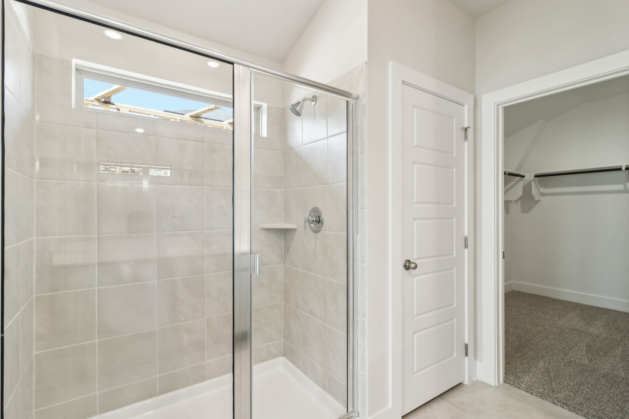 San Antonio - East Community - Comanche Ridge - 6318 Comanche Coyote, San Antonio, TX 78247 - 032