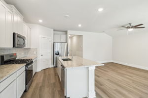 San Antonio - East Community - Comanche Ridge - 6318 Comanche Coyote, San Antonio, TX 78247 - 012