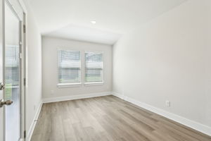 San Antonio - East Community - Comanche Ridge - 6318 Comanche Coyote, San Antonio, TX 78247 - 027