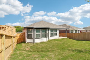 San Antonio - East Community - Comanche Ridge - 6318 Comanche Coyote, San Antonio, TX 78247 - 042