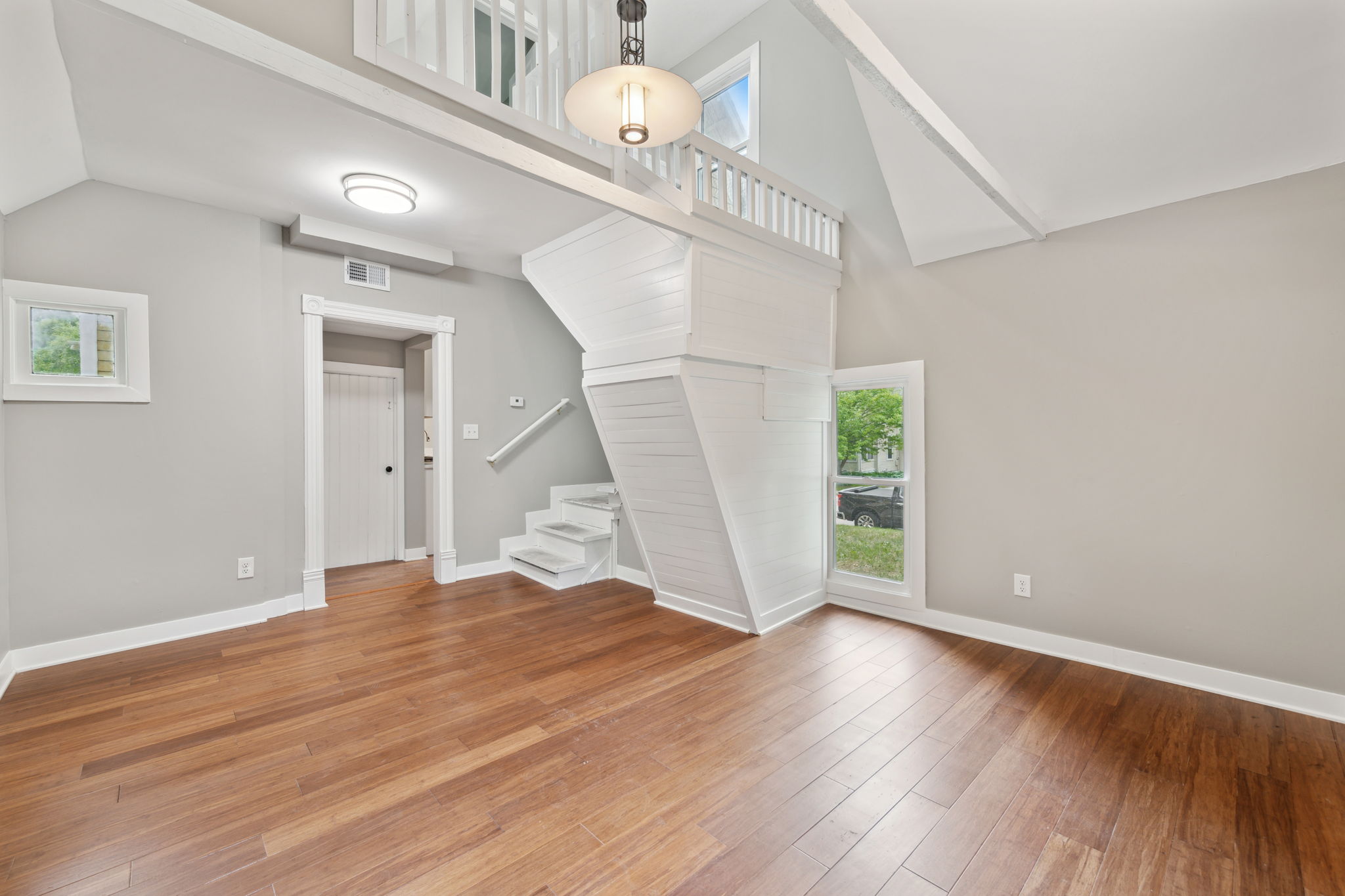 22_Interior