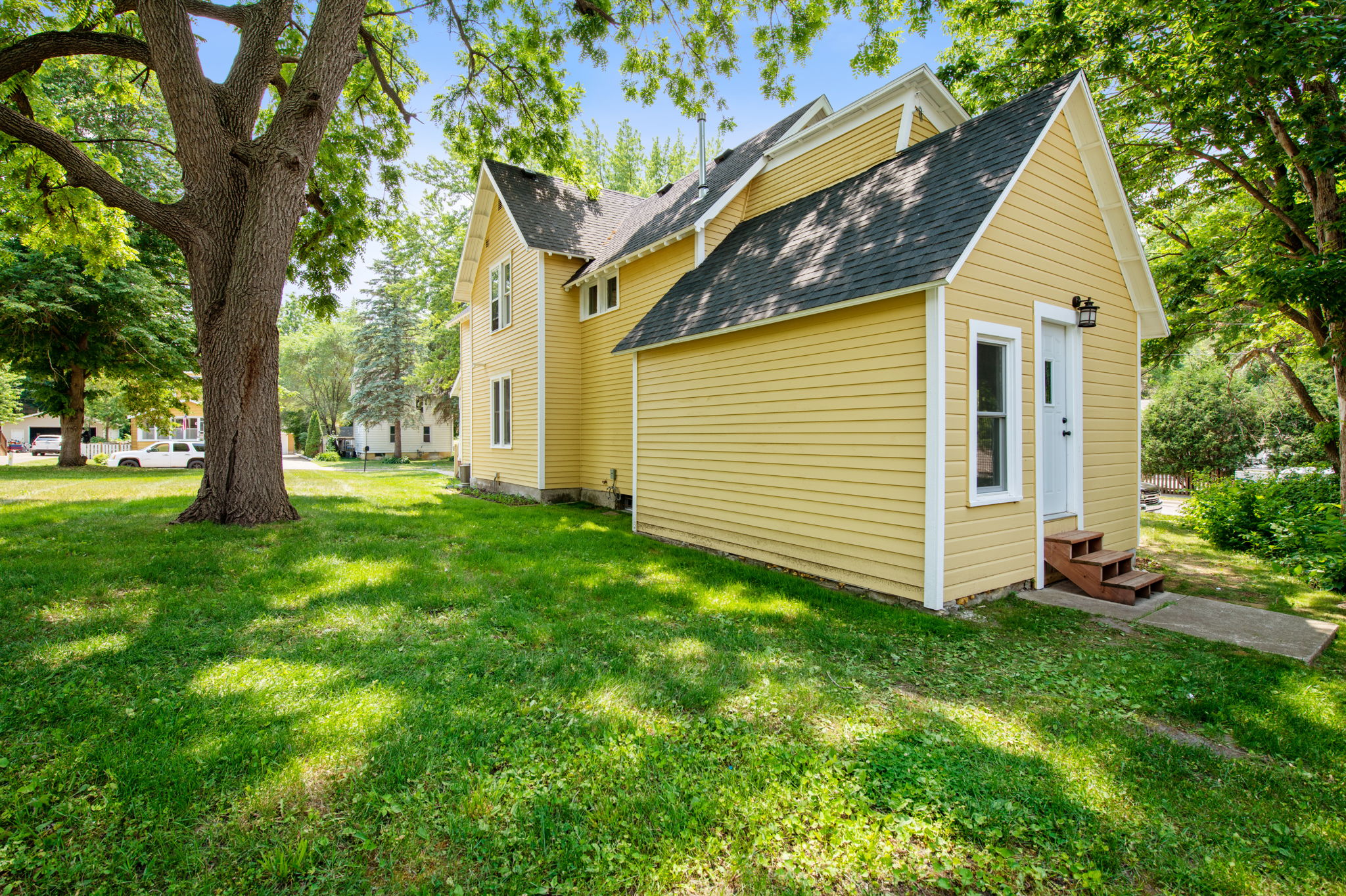 25_Exterior