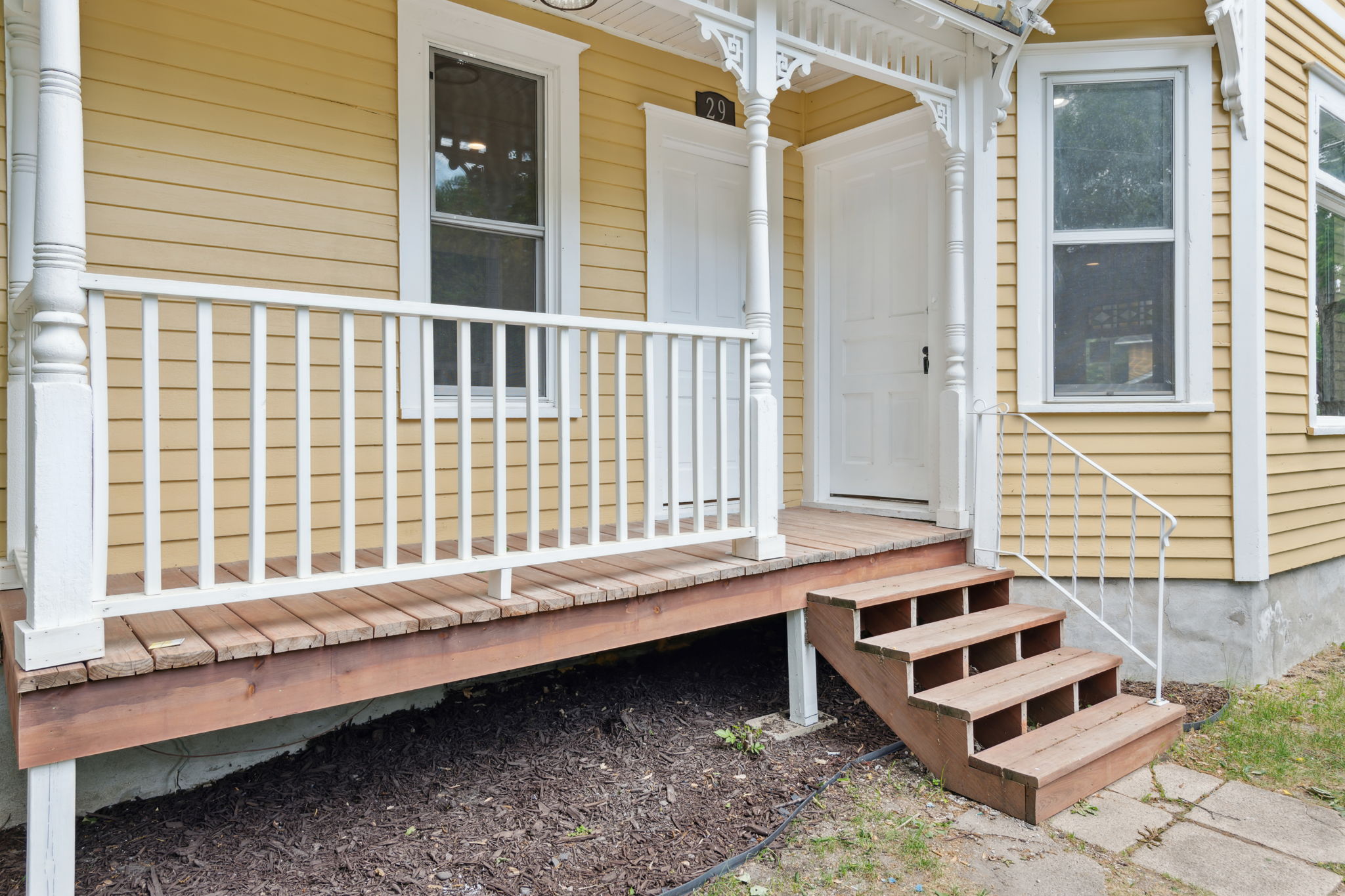 04_Exterior