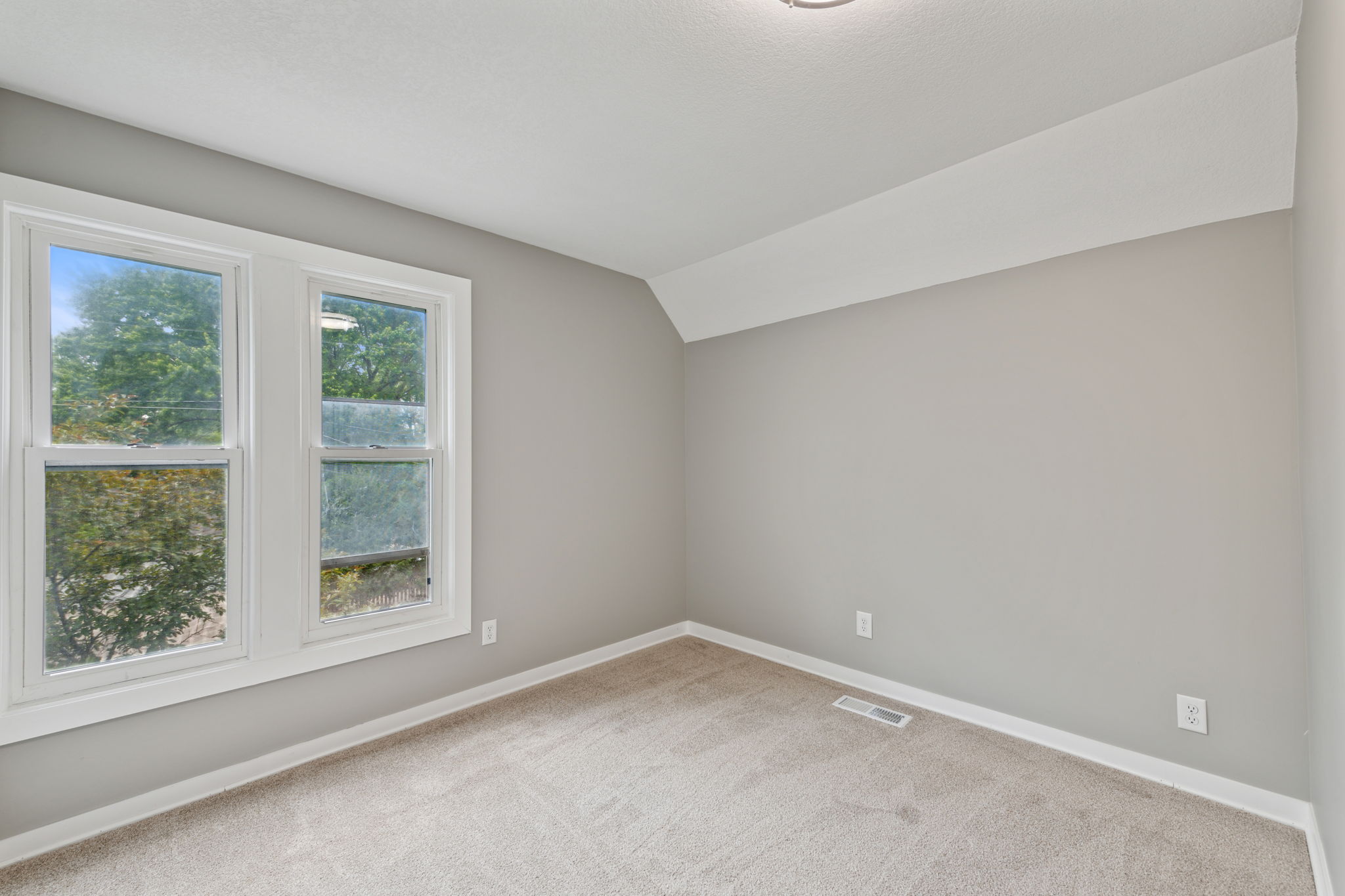 18_Interior