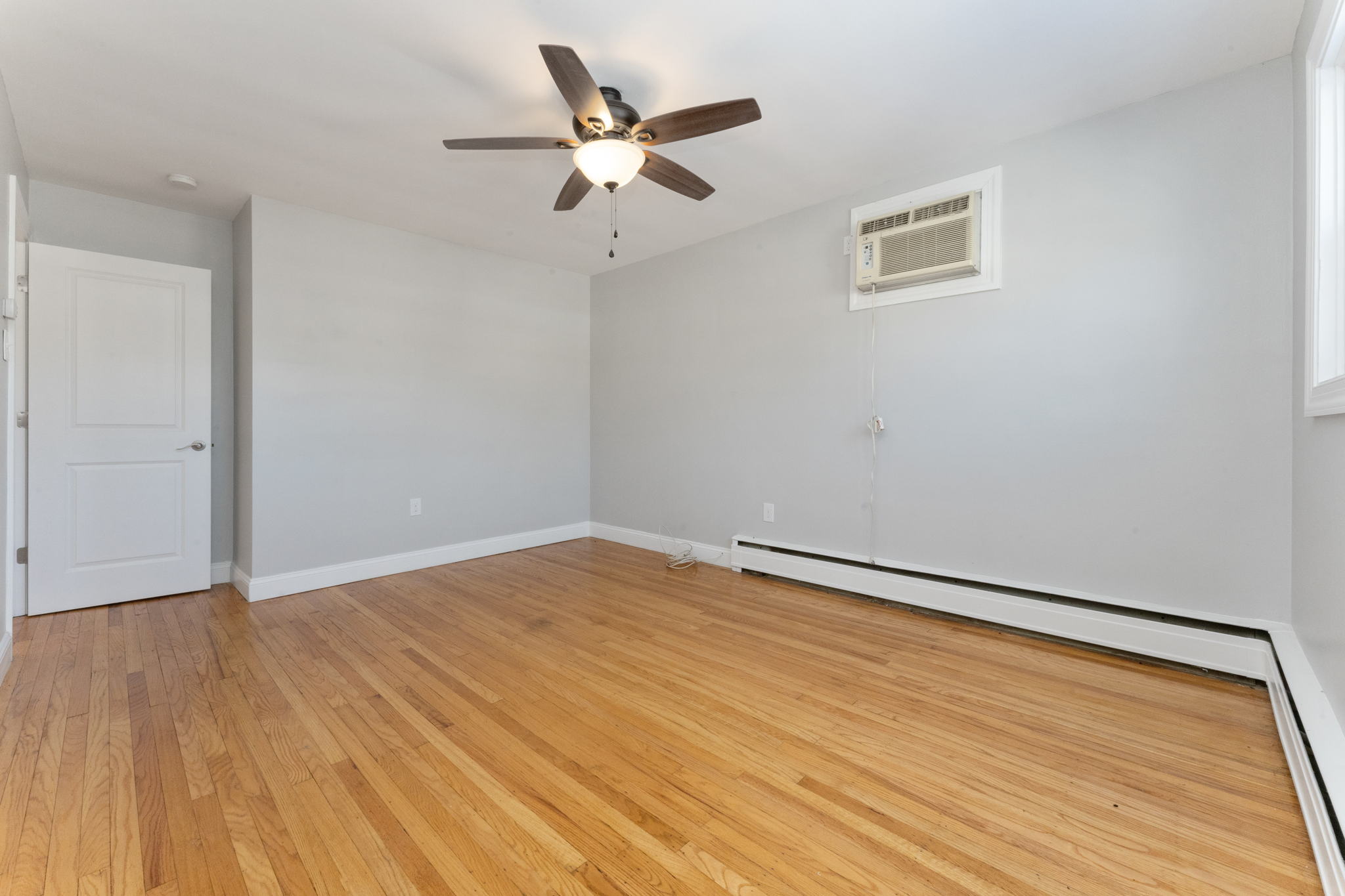 632 Cheswick Rd, Philadelphia, PA 19128, USA Photo 21