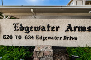 141-Edgewater Arms