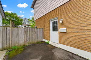  Photo 34