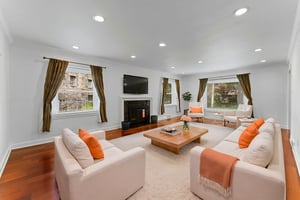 DSC02014 virtually staged.jpeg