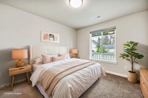 n-5th-37 virtually staged.jpeg