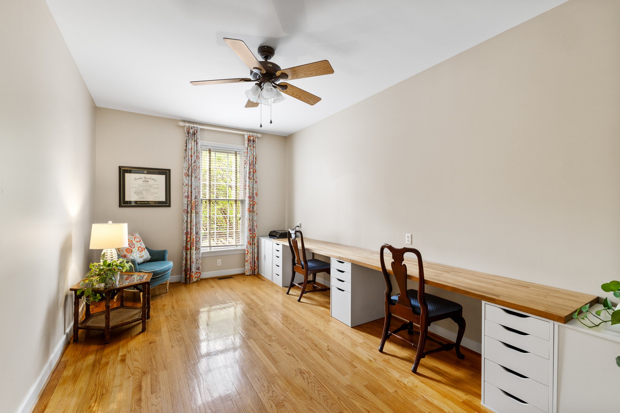 Large room currently used as an office but perfect for a living area for an in-law or au-pair suite.