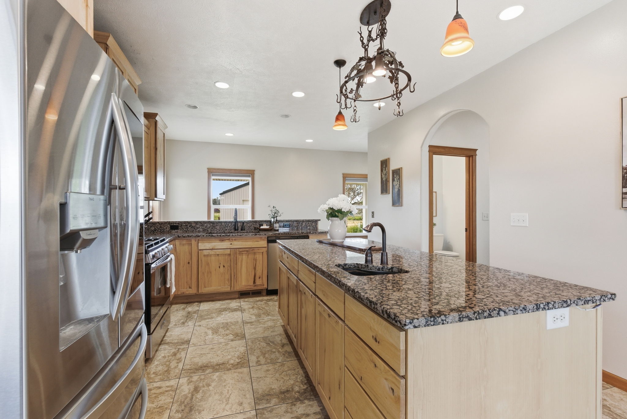  Photo 28