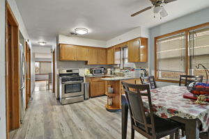 2nd floor Kitchen/Dinette