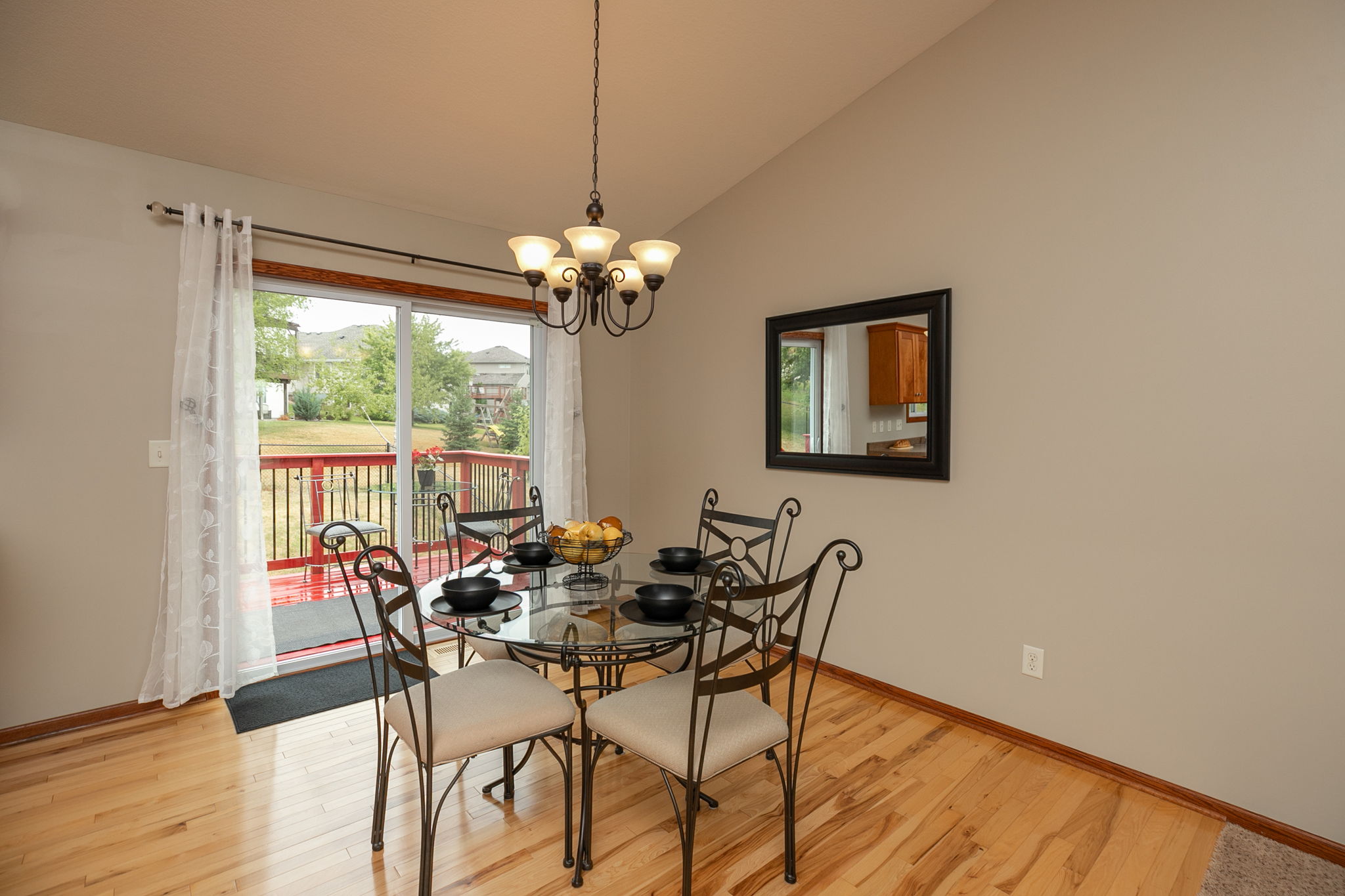 07-Dining Room