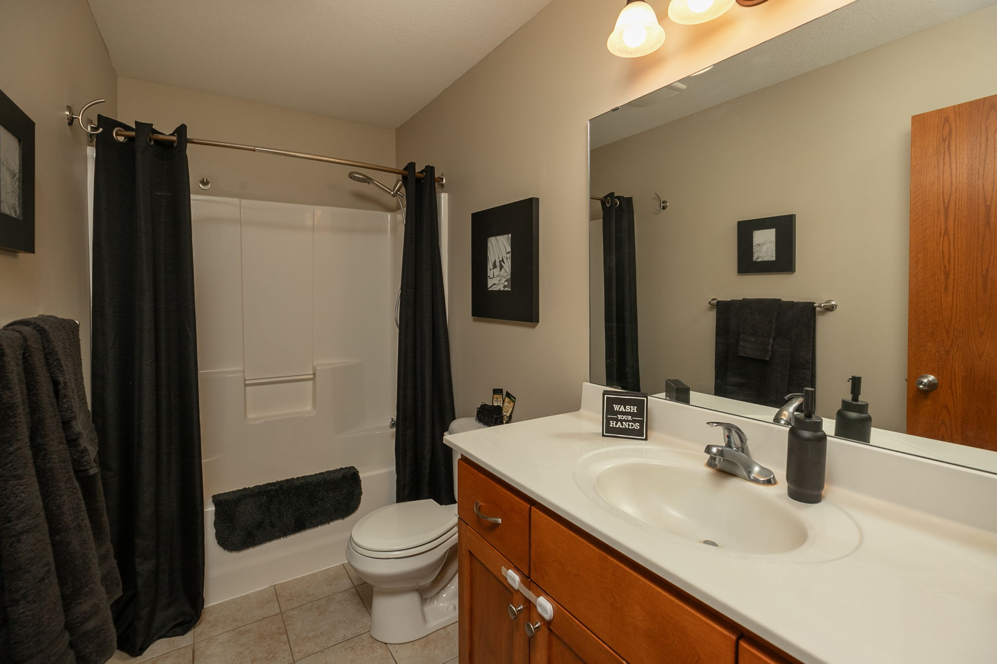 18-Bathroom
