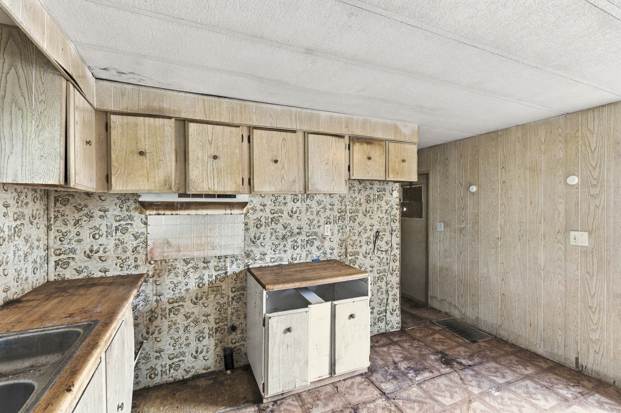 Interiors (5)