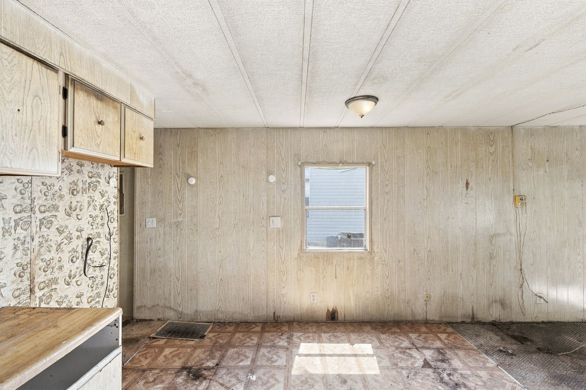 Interiors (6)