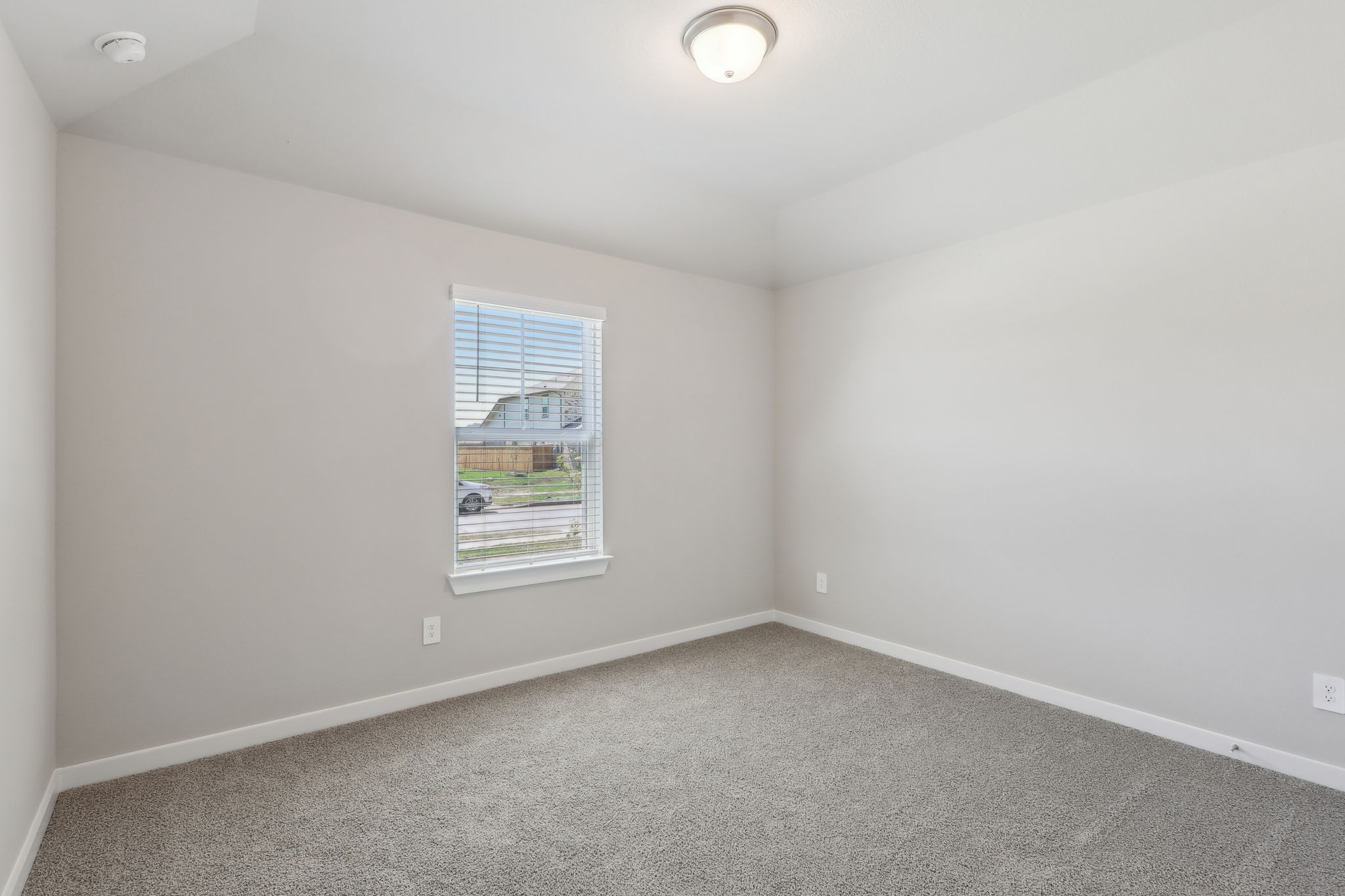 Houston - Wall Street Village - 6323 Brazos Trl Dr, Richmond, TX 77469 - 012