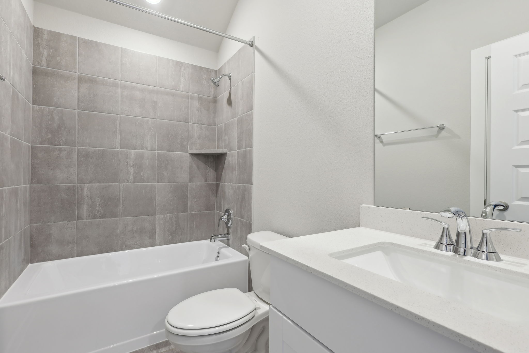 Houston - Wall Street Village - 6323 Brazos Trl Dr, Richmond, TX 77469 - 014