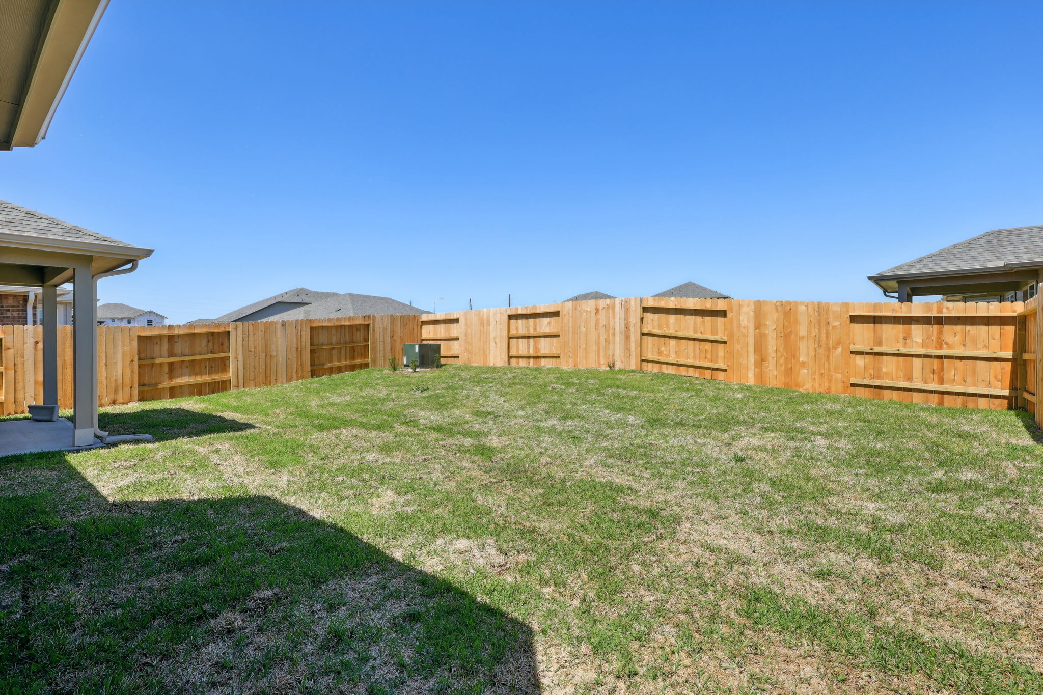 Houston - Wall Street Village - 6323 Brazos Trl Dr, Richmond, TX 77469 - 027